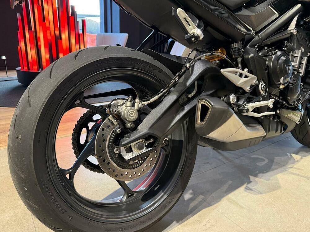 Triumph Street Triple 765 RS (2023 - 25) (3)