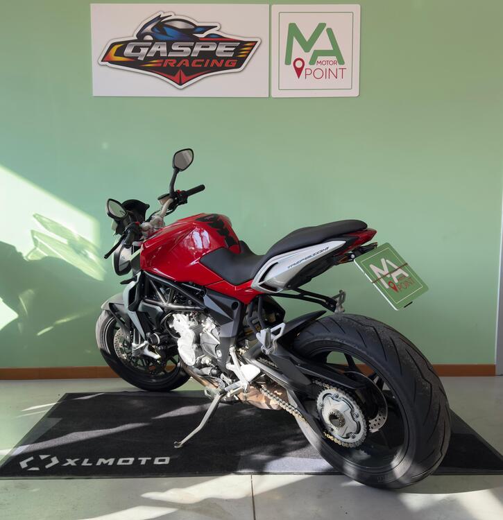 MV Agusta Brutale 675 (2011 - 15) (5)