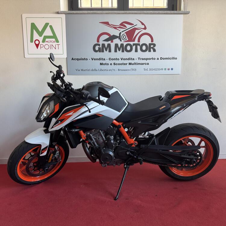 KTM 890 Duke R (2021) (4)