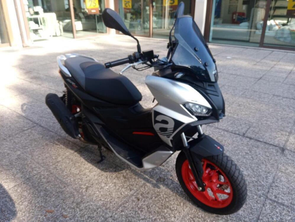 Aprilia SR GT 200 Sport (2022 - 24) (4)