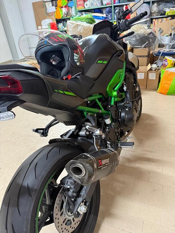 Kawasaki Z 900 Performance (2025 - 26) (4)