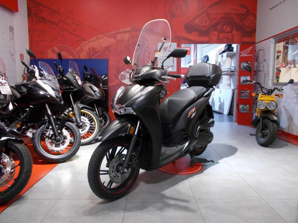 Honda SH 350 Sport (2021 - 24) (3)