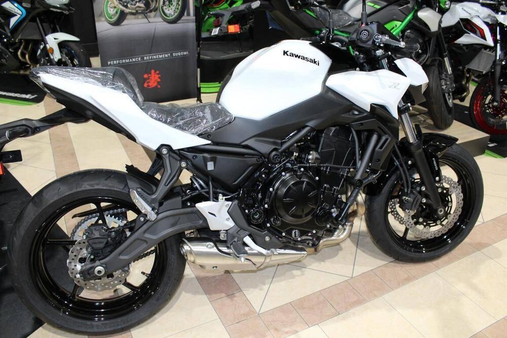 Kawasaki Z 650 (2025 - 26) (2)