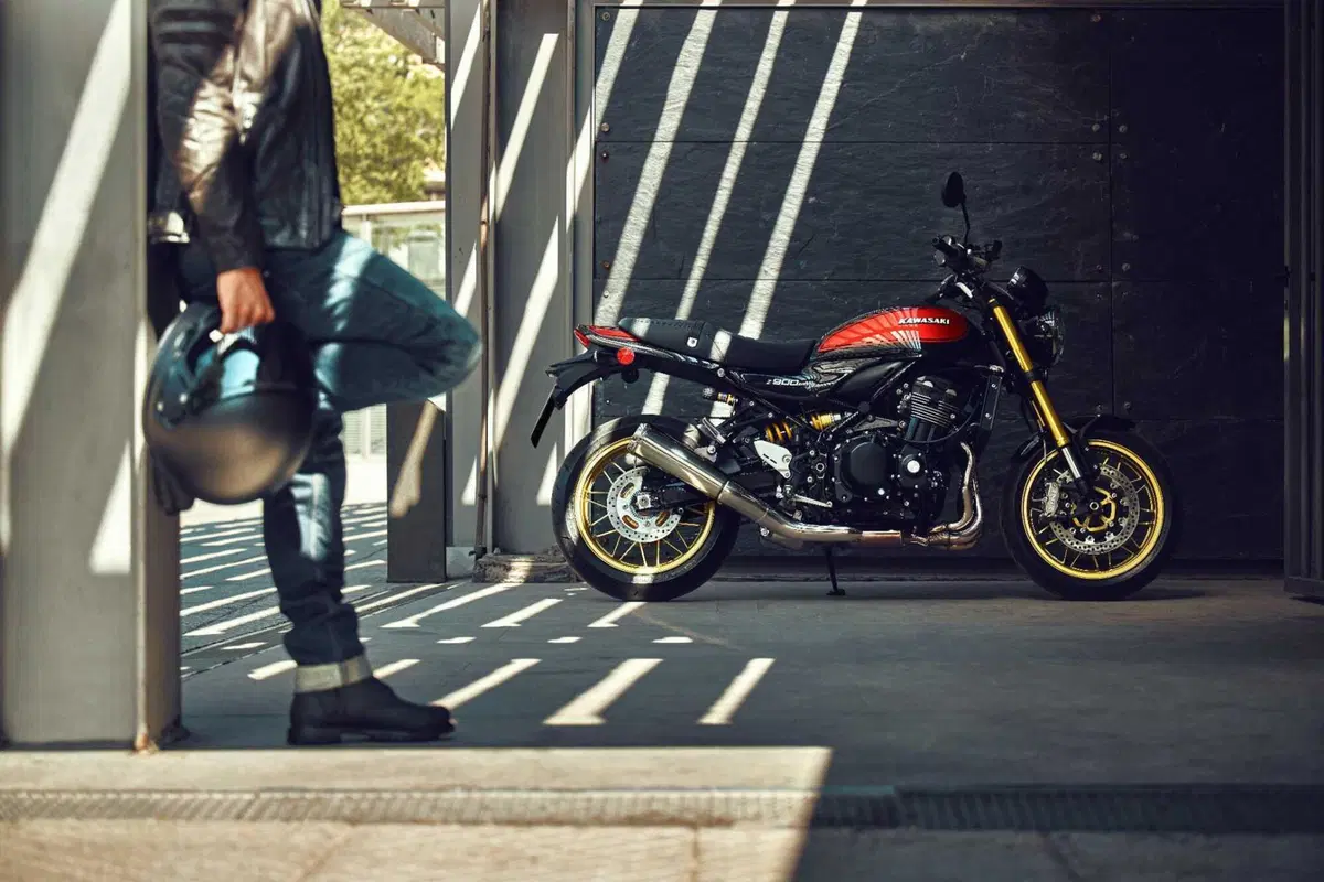 Kawasaki Z900RS 2026: elettronica evoluta, prestazioni sportive e stile senza tempo [GALLERY] (6)