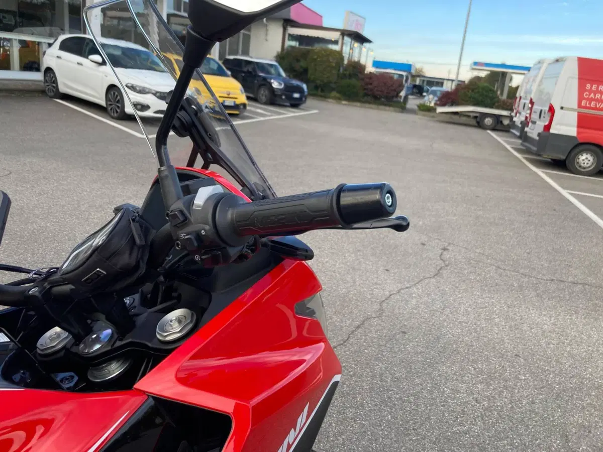 Moto Morini X-Cape 650 (2021 - 26) (9)
