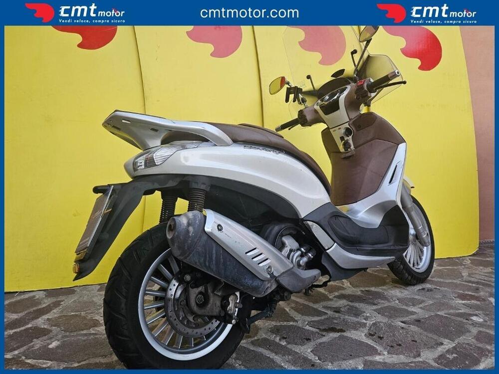 Piaggio Beverly 300 i.e. (2010 - 16) (4)