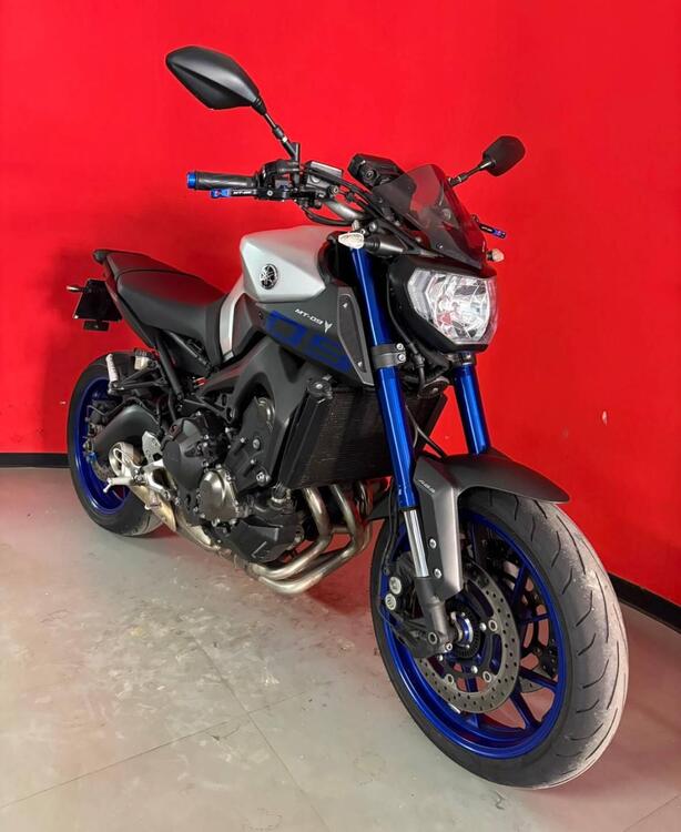 Yamaha MT-09 (2013 - 15) (2)