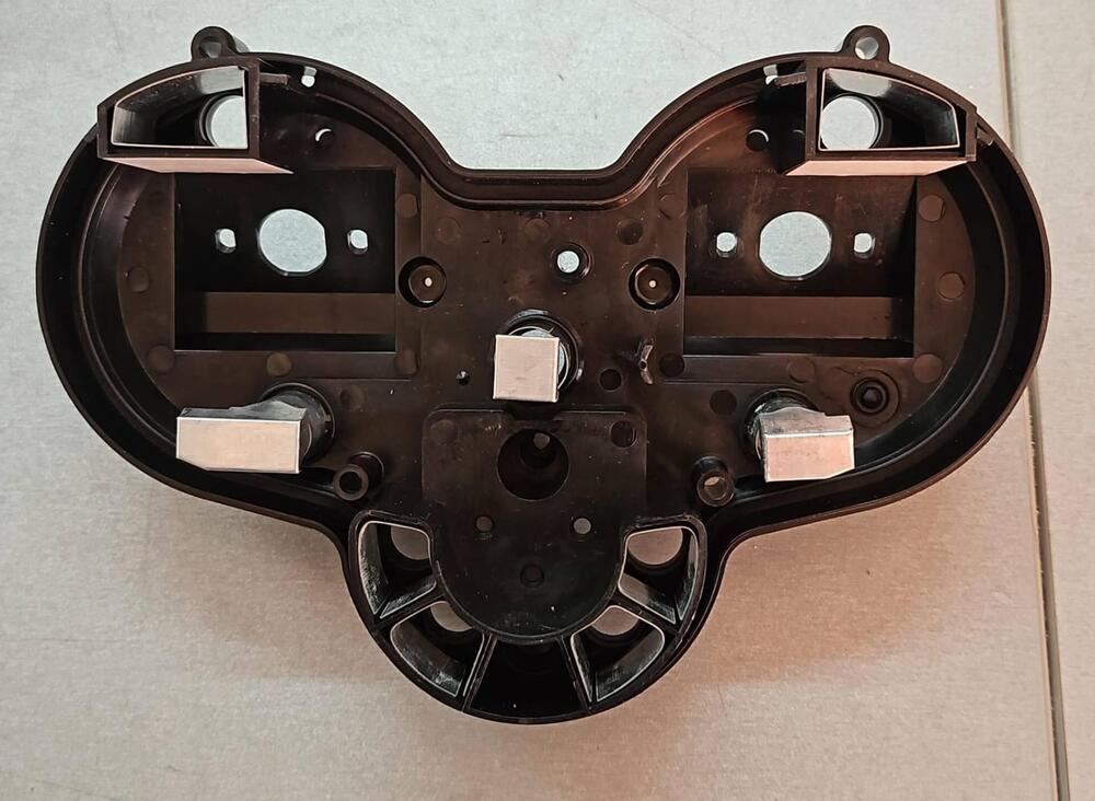 37615KR1761 Guscio inferiore NS 125 Honda