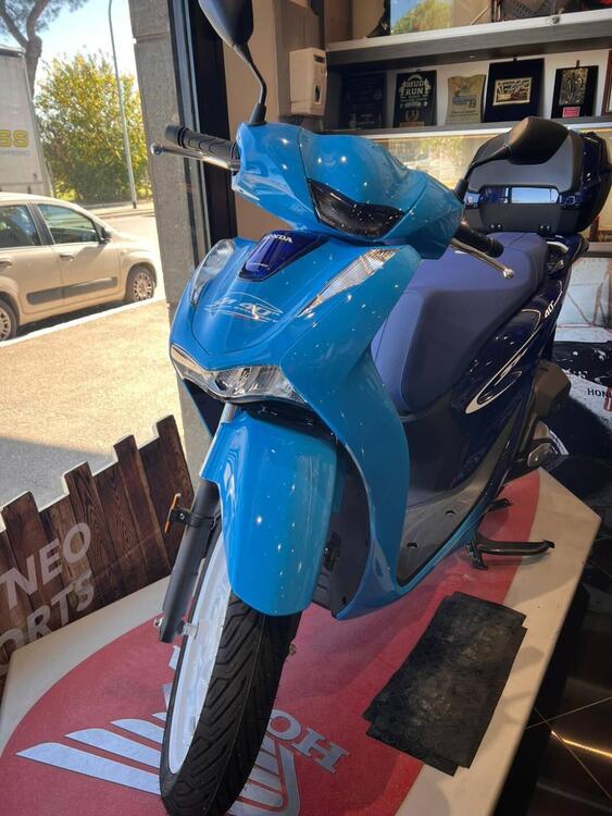 Honda SH 125i (2024 - 25) (2)