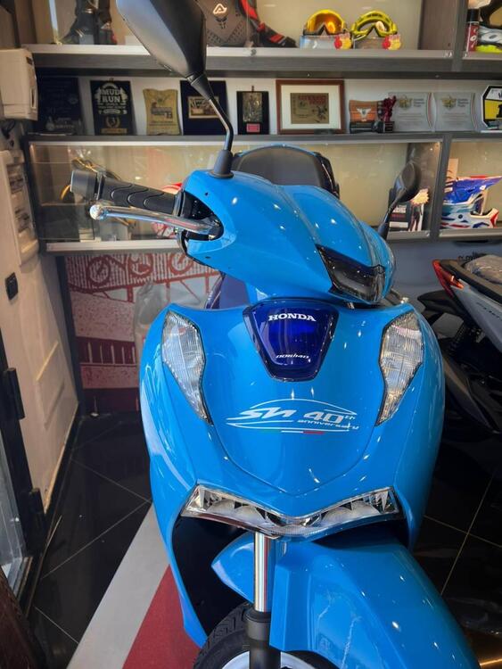 Honda SH 125i (2024 - 25) (3)