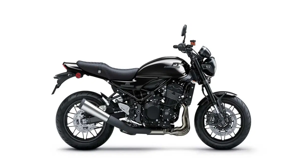 Kawasaki Z 900 RS Z 900 RS Black Ball Edition (2026) (2)