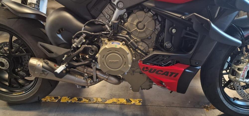 Ducati Streetfighter V4 S (2023 - 24) (3)
