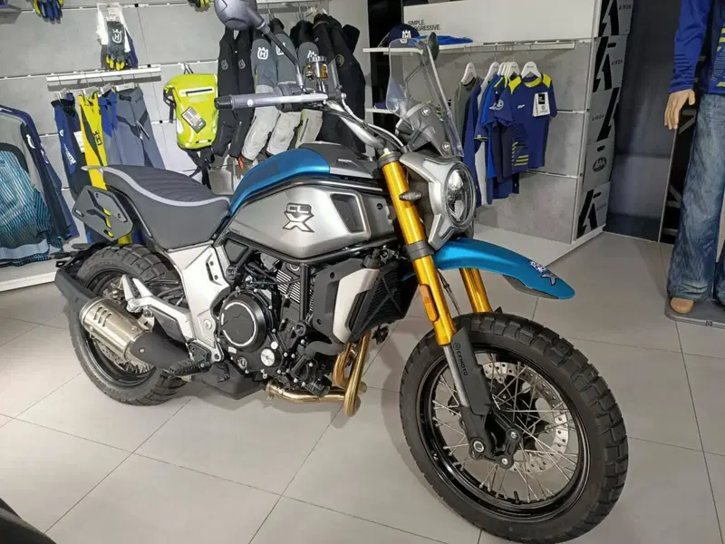 CFMOTO 700CL-X Adventure (2023 - 26)