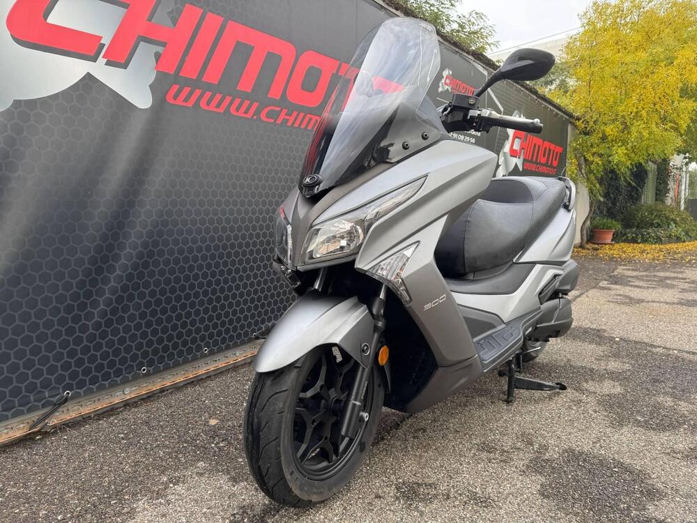 Kymco X-Town 300i (2021 - 24) (4)