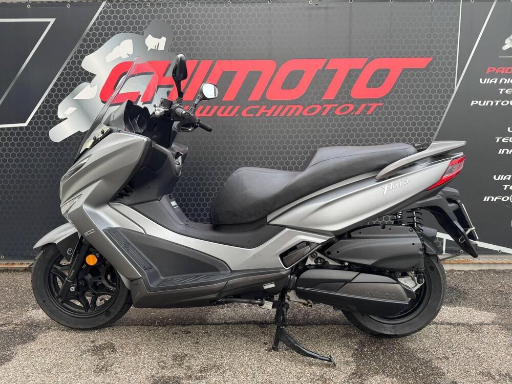 Kymco X-Town 300i (2021 - 24) (2)