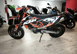 KTM 690 SMC R (2021 - 22) usata