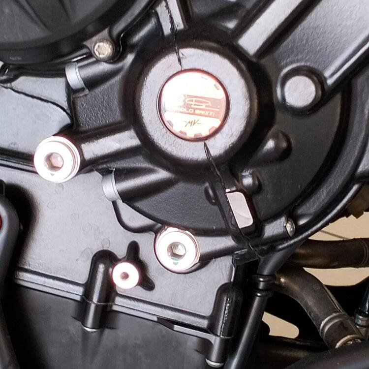 MV Agusta Turismo Veloce 800 Lusso SCS (2021 - 25) (4)