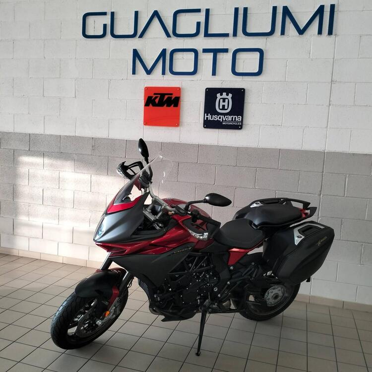 MV Agusta Turismo Veloce 800 Lusso SCS (2021 - 25) (5)