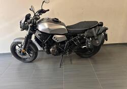 Yamaha XSR 700 ABS (2016 - 20) usata