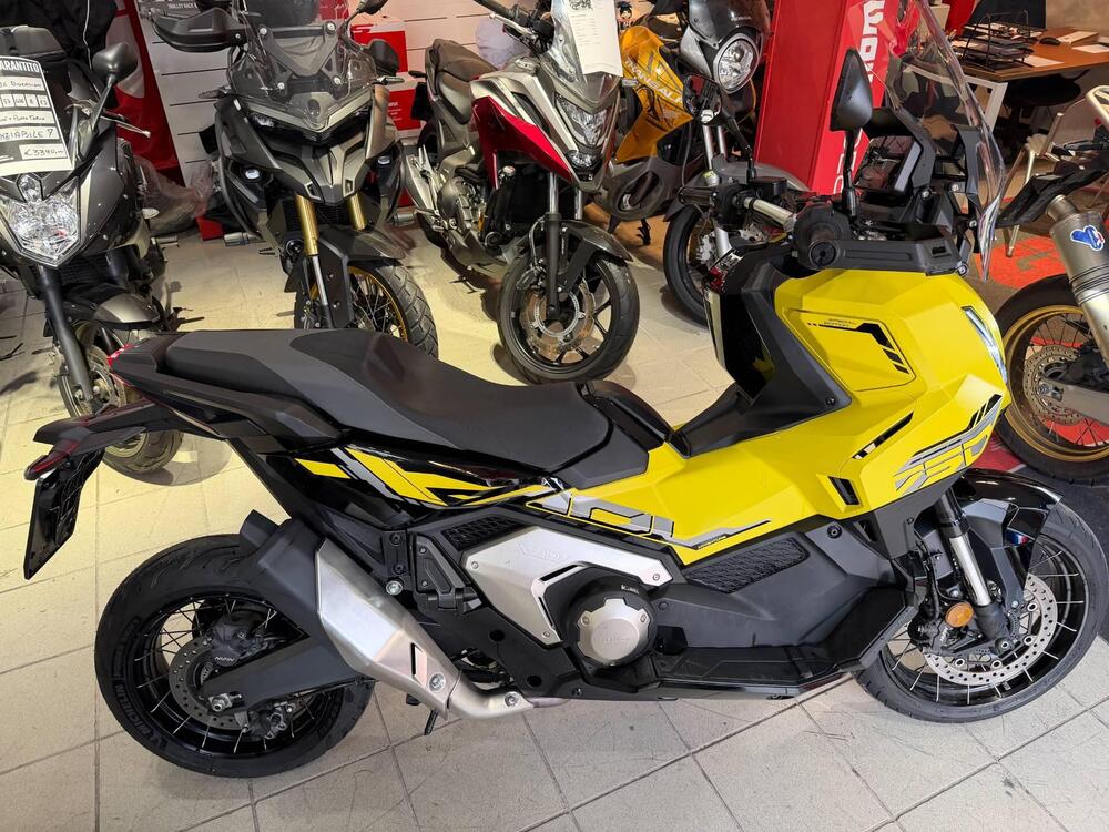 Honda X-ADV 750 (2025) (3)