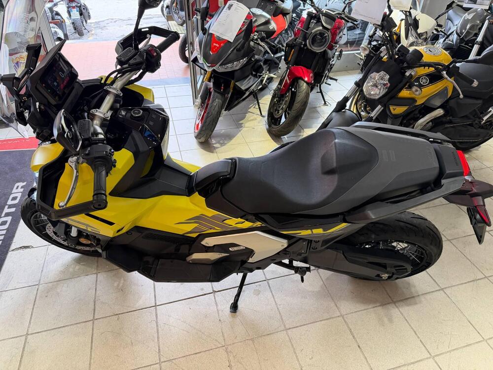 Honda X-ADV 750 (2025) (4)
