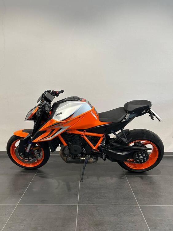 KTM 1290 Super Duke R EVO (2022 - 23) (2)
