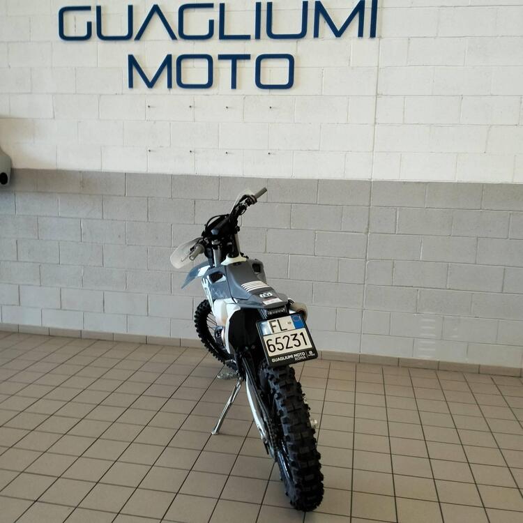 Husqvarna TE 300 Pro (2024) (4)