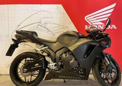 Honda CBR 600 RR (2024 - 25) usata