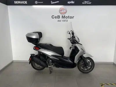 Piaggio Beverly 300 ABS-ASR (2021 - 25) usata