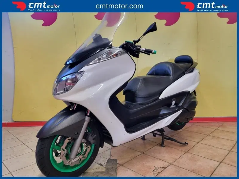 Yamaha Majesty 400 (2004 - 08) (4)