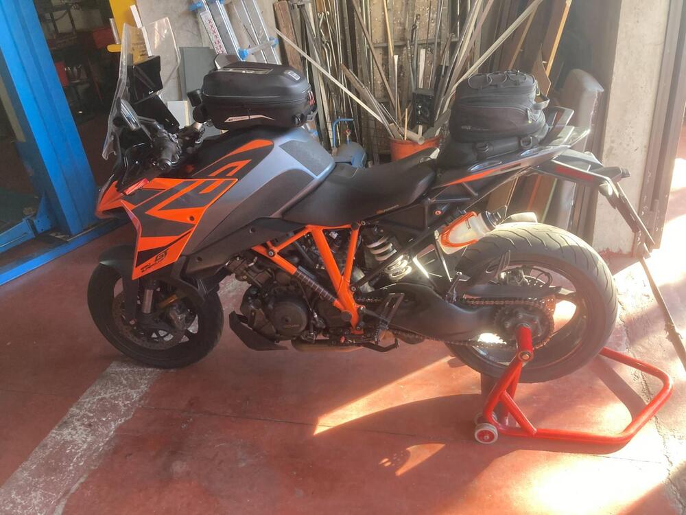 KTM 1290 Super Duke GT (2022 - 25) (2)