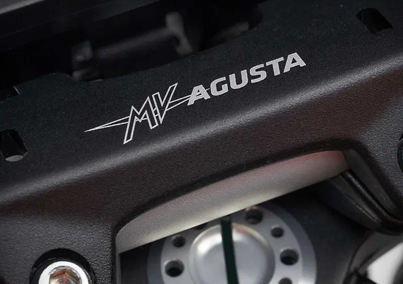 MV Agusta Brutale 800 Brutale 800 (2026) (16)