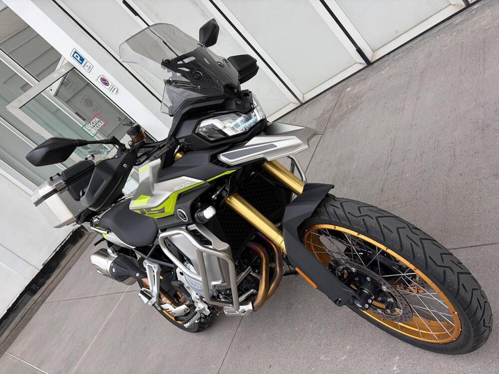 Voge Valico 900DSX (2024 - 25) (2)