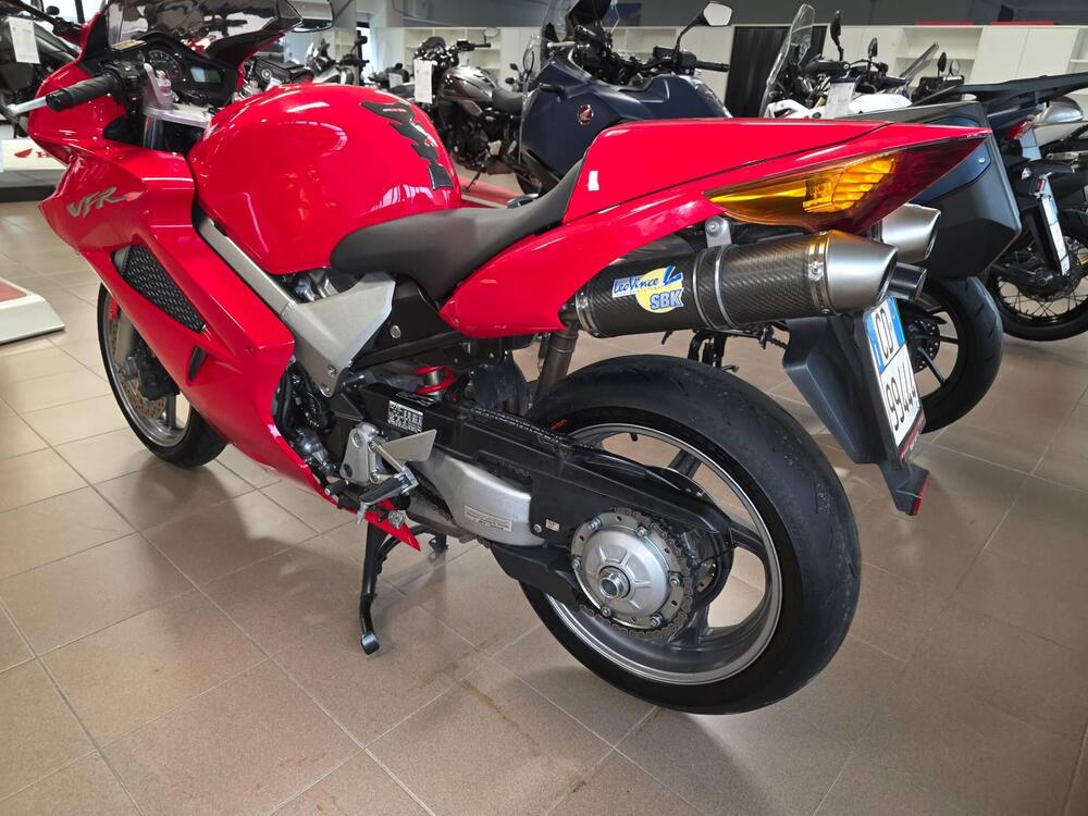 Honda VFR 800 (2006 - 13) (3)