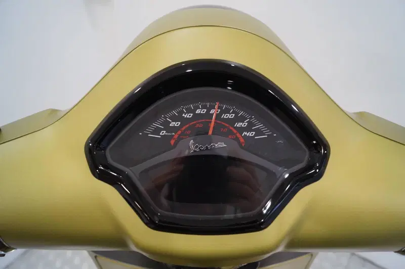 Vespa GTS 300 Super Sport (2023 - 24) (11)