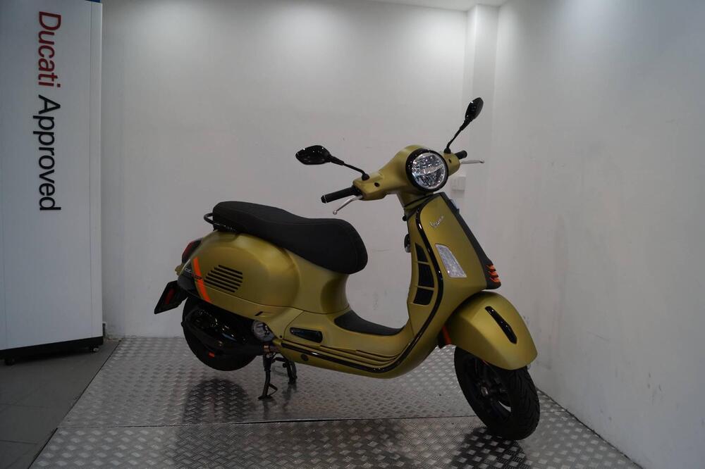 Vespa GTS 300 Super Sport (2023 - 24)