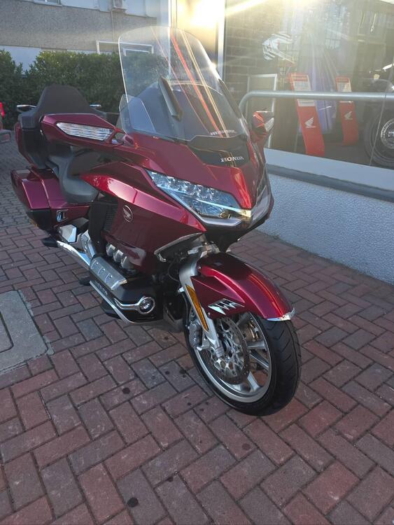 Honda GL 1800 Gold Wing Tour (2018 - 20) (2)