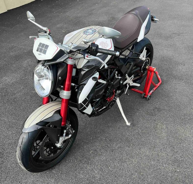 MV Agusta Brutale 800 RR (2015 - 16)