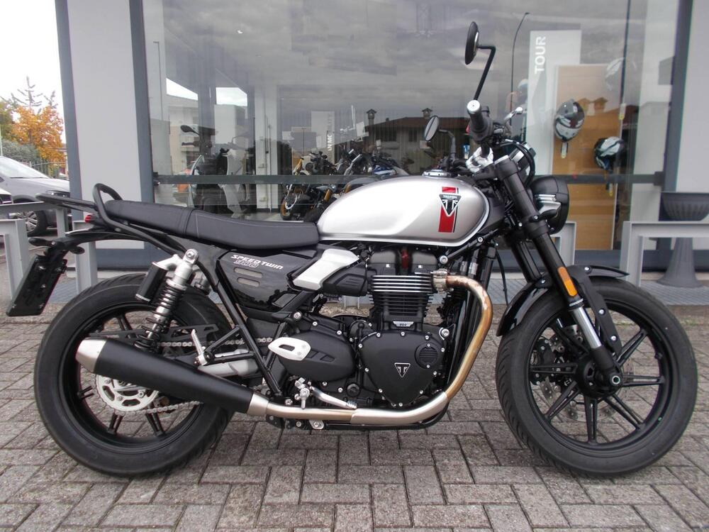 Triumph Speed Twin 900 (2025)