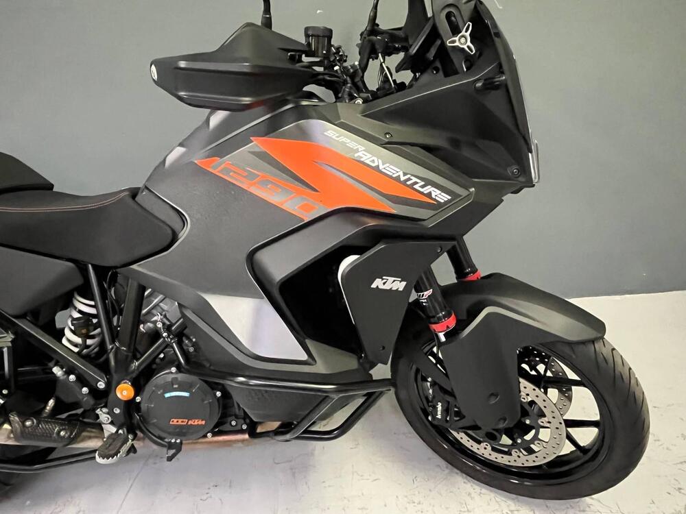 KTM 1290 Super Adventure S (2021) (4)