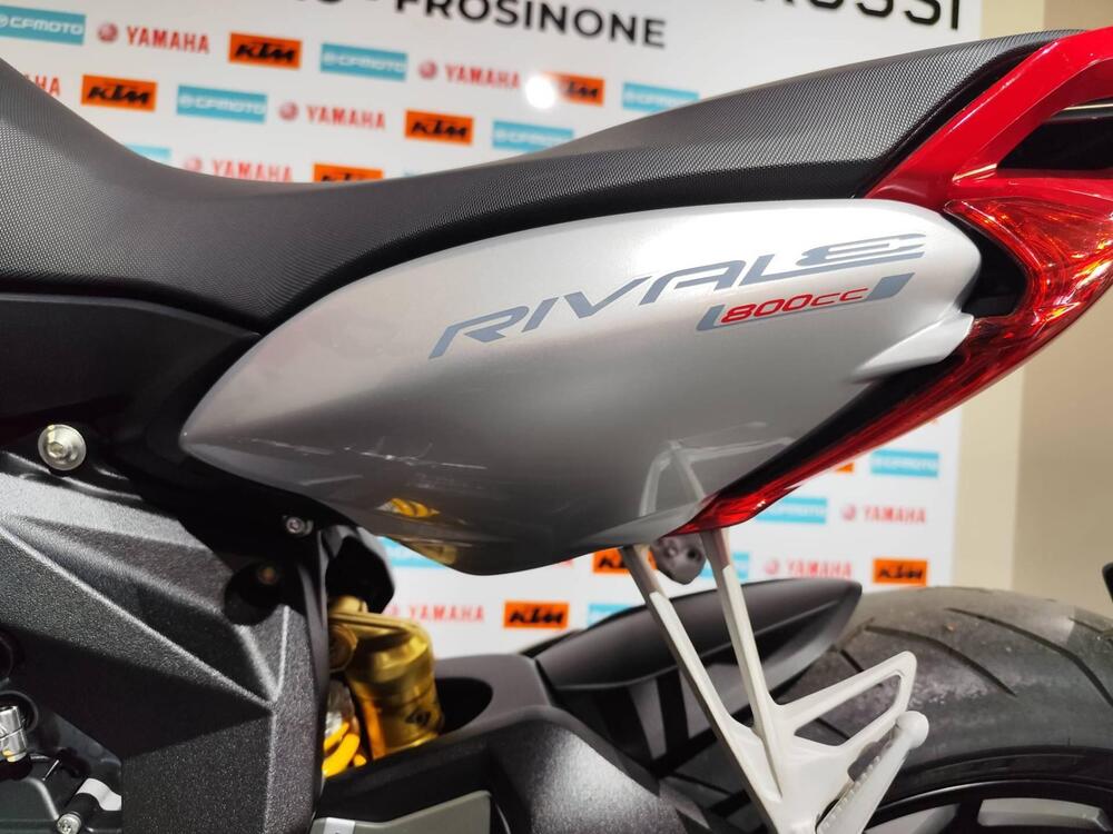 MV Agusta Rivale 800 EAS ABS (2013 -17) (2)