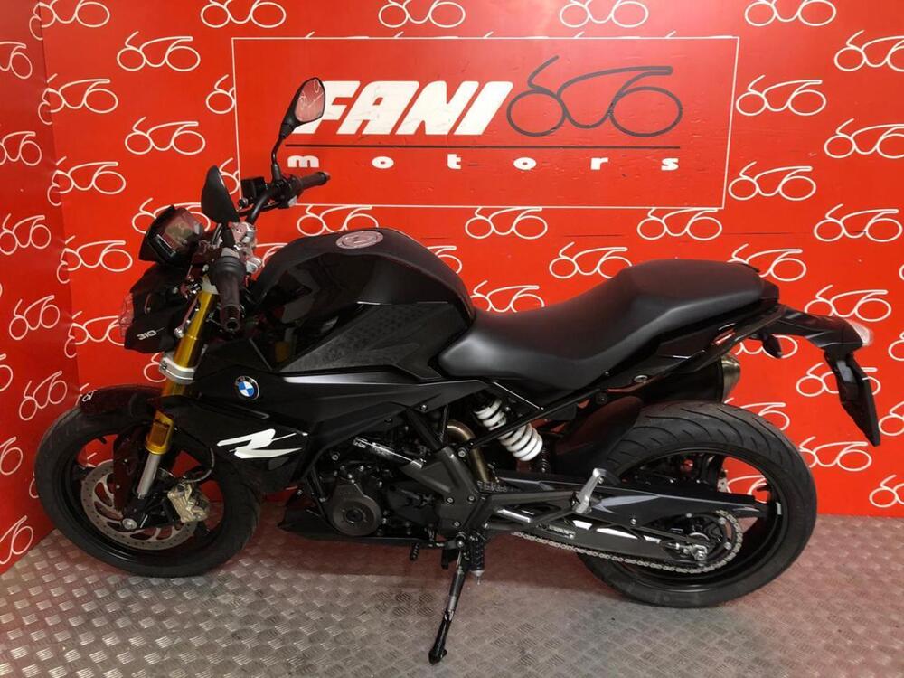 Bmw G 310 R (2021 - 25) (3)