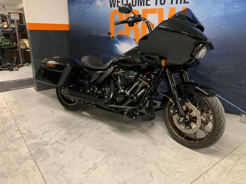 Harley-Davidson Road Glide ST (2022 - 23)
