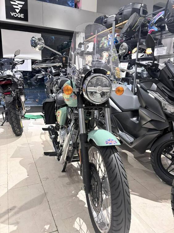 Royal Enfield Meteor 350 Aurora (2024 - 25) (3)