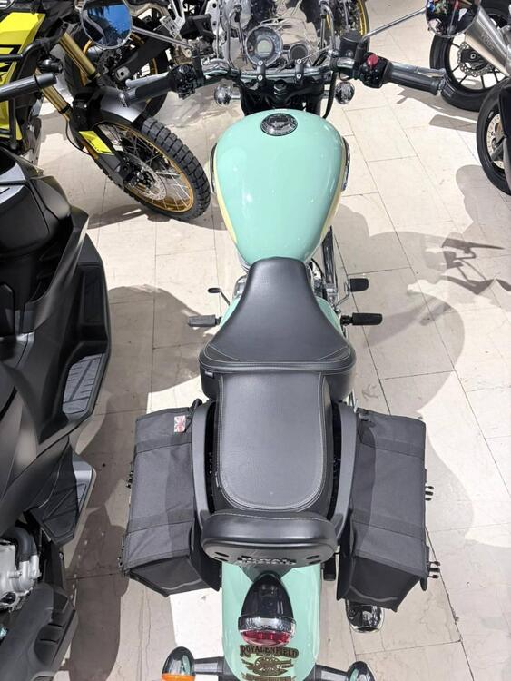 Royal Enfield Meteor 350 Aurora (2024 - 25) (5)