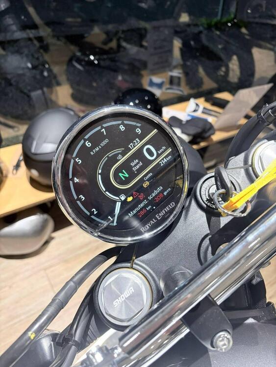 Royal Enfield Bear 650 (2025) (2)