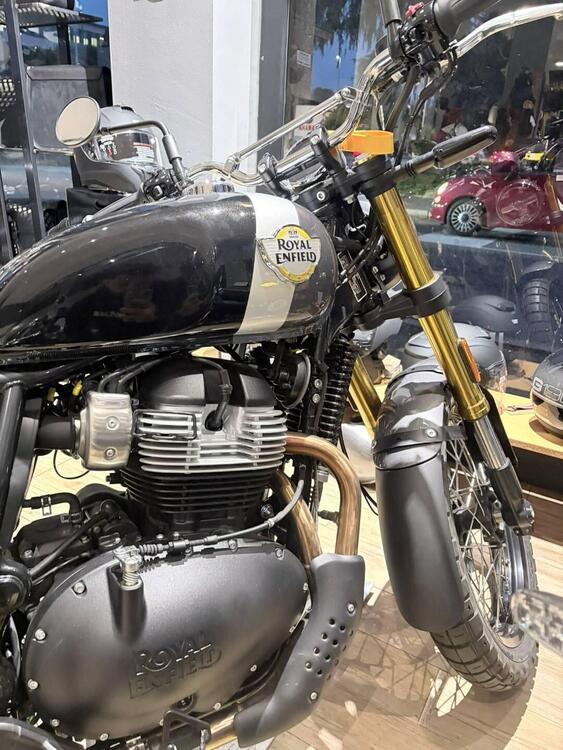 Royal Enfield Bear 650 (2025) (5)