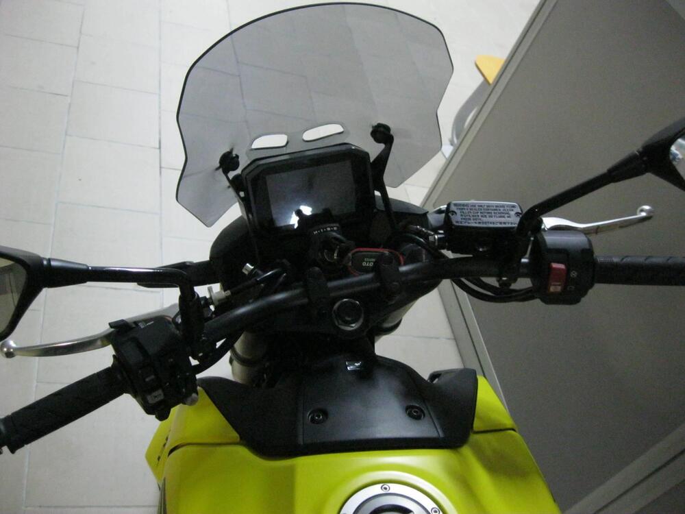 Honda CB 750 Hornet (2023 - 24) (4)