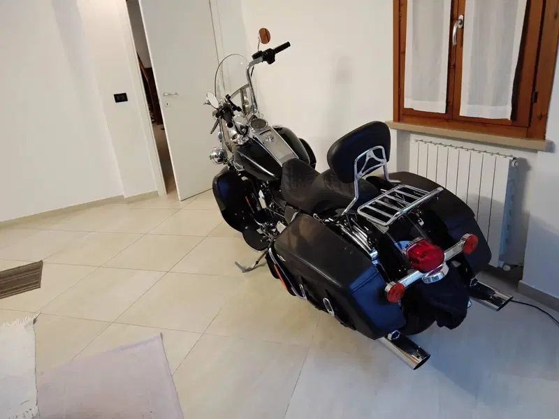 Harley-Davidson 103 Road King Classic (2014 - 16) - FLHRC (3)
