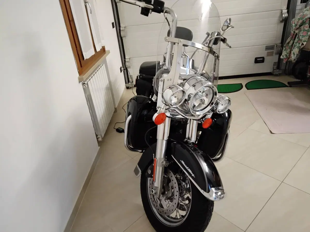 Harley-Davidson 103 Road King Classic (2014 - 16) - FLHRC (11)